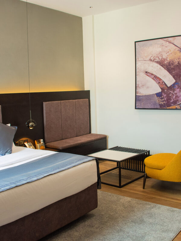 Thribeka International Hotel Club Room