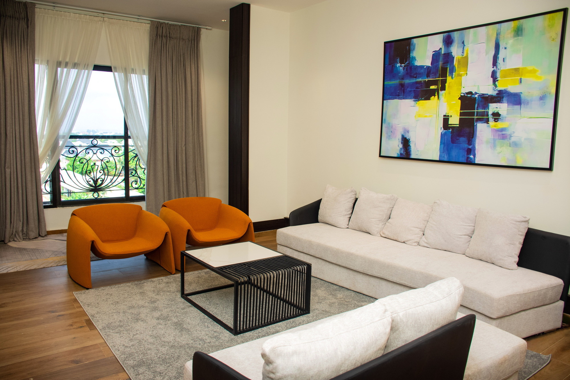 Thribeka International Hotel Presidential Suites